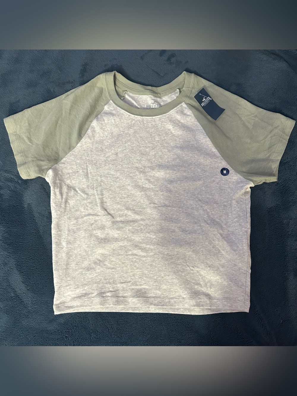 ⭐️3 For $15⭐️NWT Hollister Gray & Green 2 Tone Color Block Baby Tee T-Shirt Mini